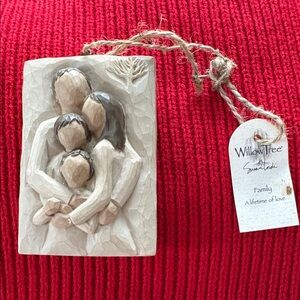 Willow Tree Family Embrace Plaque - Cream and Brown
